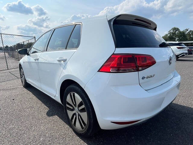 2016 Volkswagen e-Golf SE