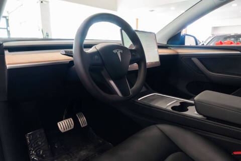 2025 Tesla Model Y Performance
