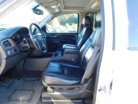 2011 Chevrolet Suburban LT