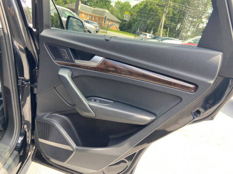 2018 Audi Q5 2.0T quattro Premium Plus