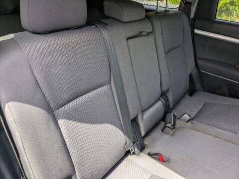 2014 Toyota Highlander LE