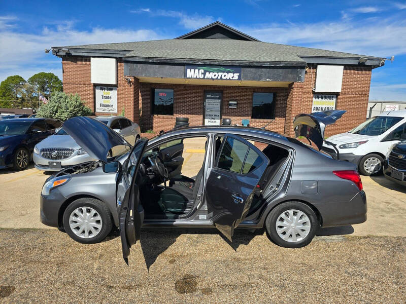 2019 Nissan Versa SV