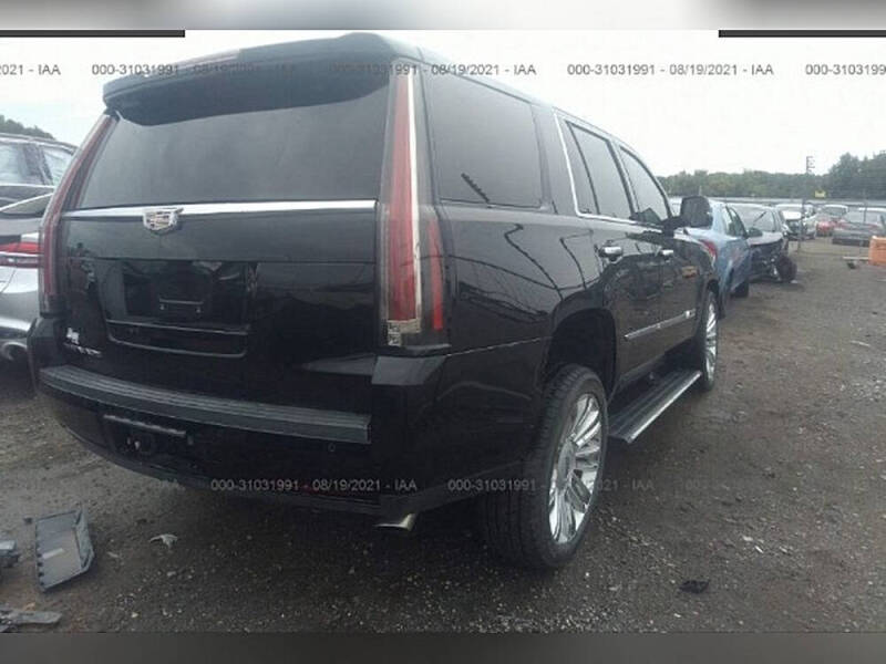 2016 Cadillac Escalade Platinum
