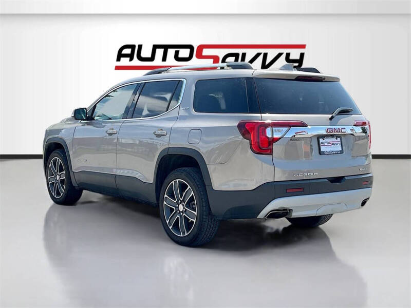 2022 GMC Acadia SLT