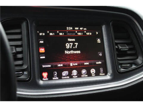 2015 Dodge Challenger SXT Plus