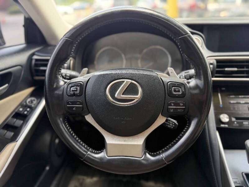 2017 Lexus IS 200t