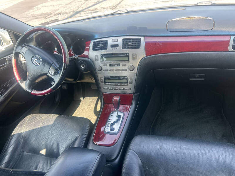 2005 Lexus ES 330