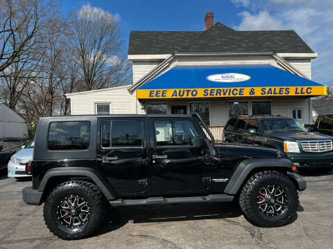 2010 Jeep Wrangler Unlimited for sale at EEE AUTO SERVICES AND SALES LLC in Cincinnati OH