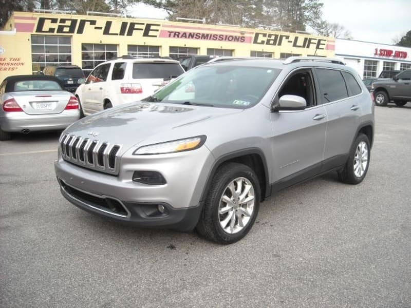 2015 Jeep Cherokee for sale at Luxury Auto Sales, Inc in Norfolk, VA