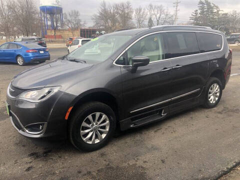 2019 Chrysler Pacifica Touring L