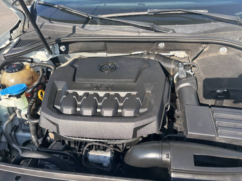 2018 Volkswagen Passat 2.0T SE