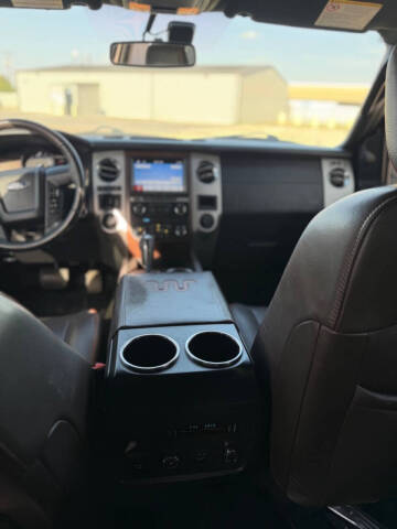 2017 Ford Expedition EL XLT