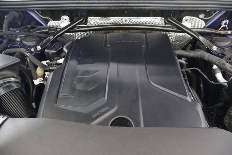 2025 Audi Q5 quattro Premium Plus TFSI