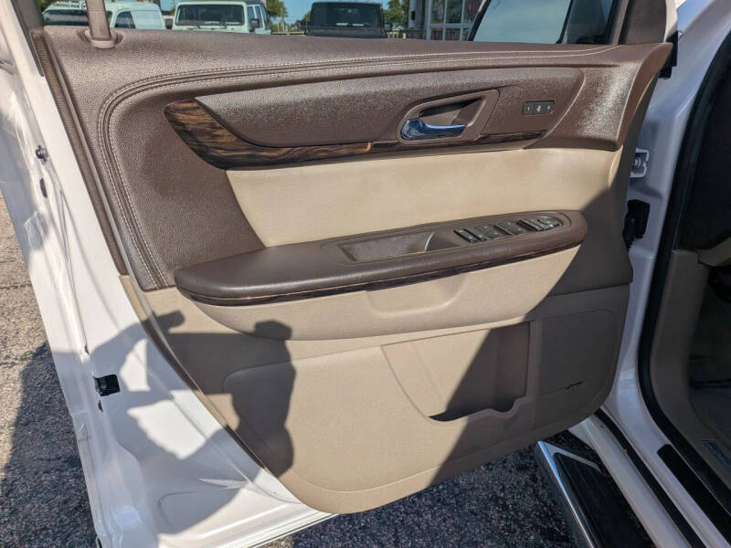 2016 GMC Acadia Denali