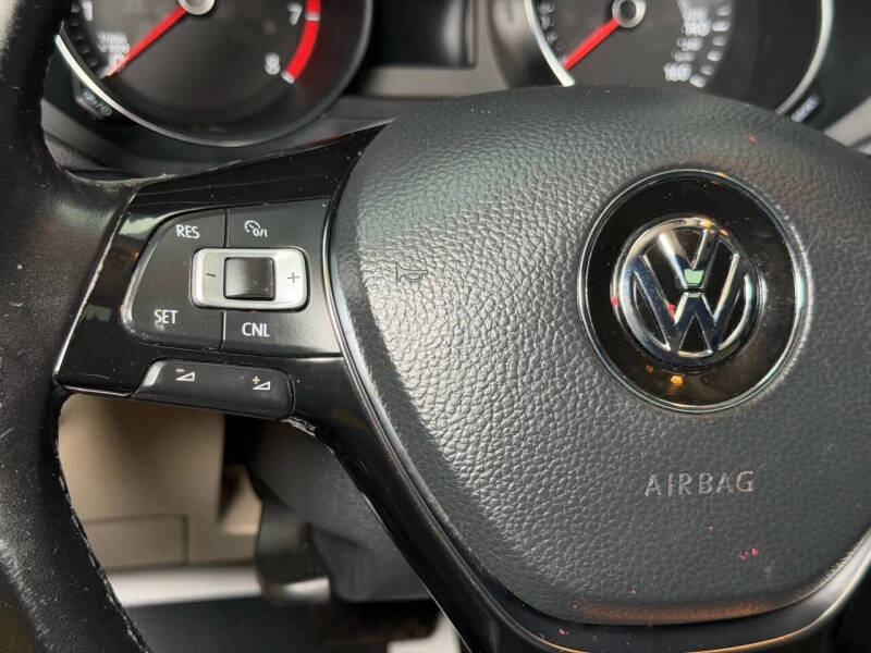 2016 Volkswagen Jetta