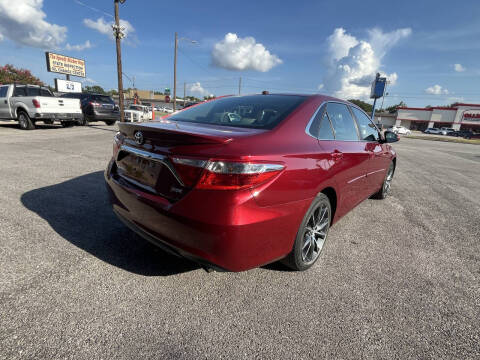 2016 Toyota Camry XSE