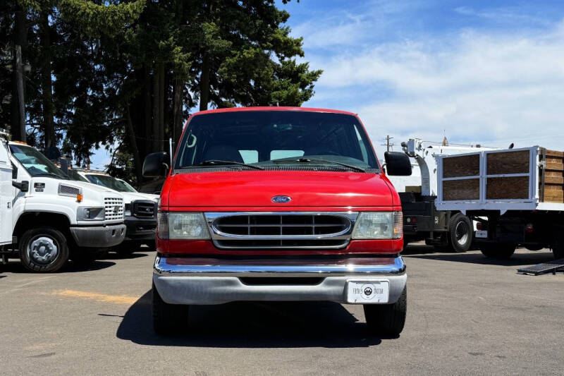 2002 Ford E-Series E-350 SD