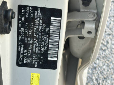 2016 Hyundai Accent SE