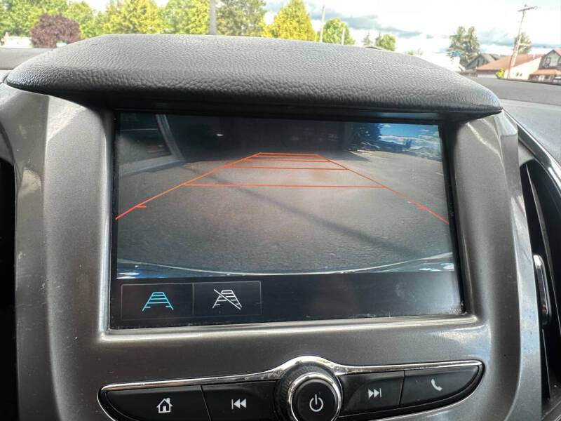 2017 Chevrolet Cruze LT Auto
