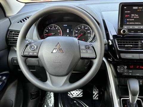 2024 Mitsubishi Eclipse Cross LE