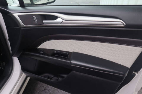 2019 Ford Fusion SE