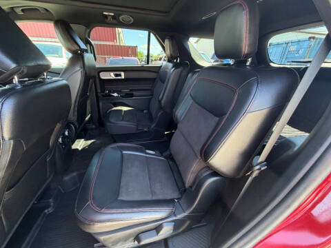 2023 Ford Explorer ST-Line