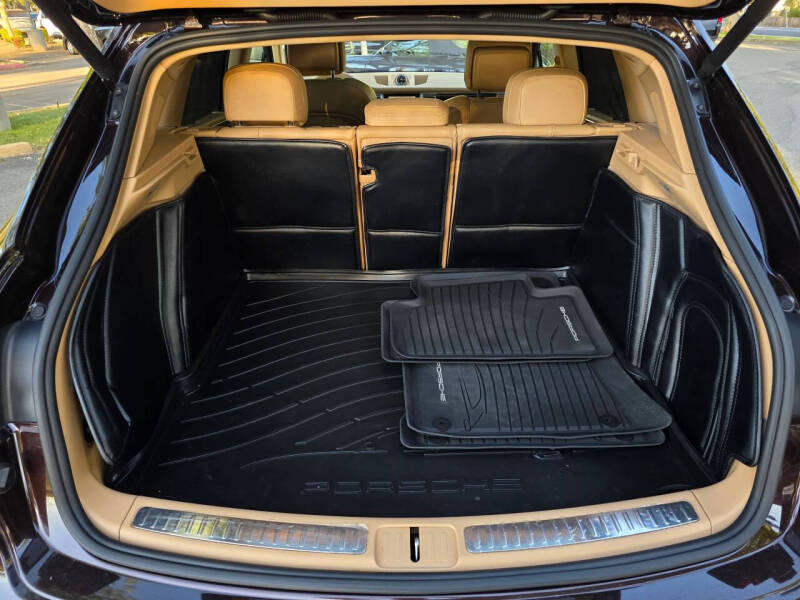 2015 Porsche Macan S