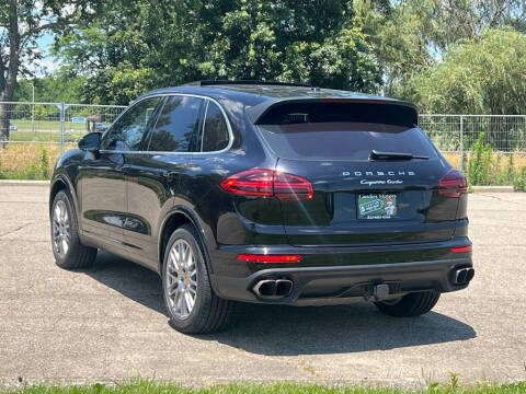 2017 Porsche Cayenne Turbo