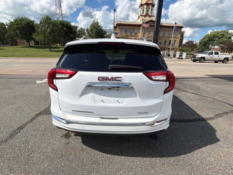 2023 GMC Terrain Denali