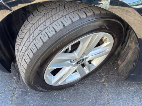 2019 Toyota Corolla Hatchback SE