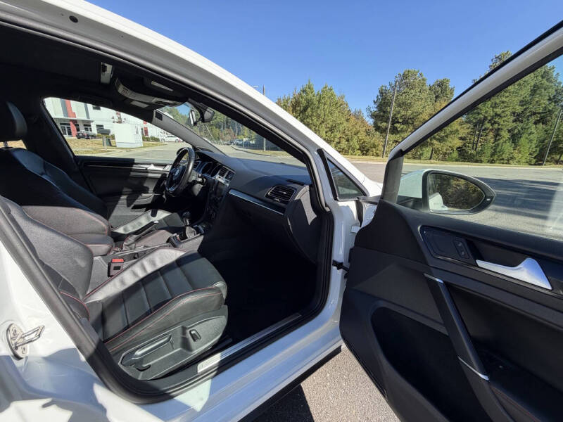 2017 Volkswagen Golf GTI SE