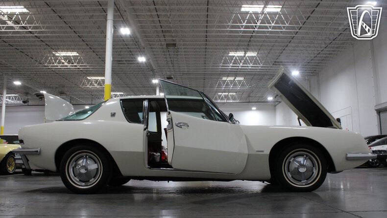 1964 Studebaker Avanti