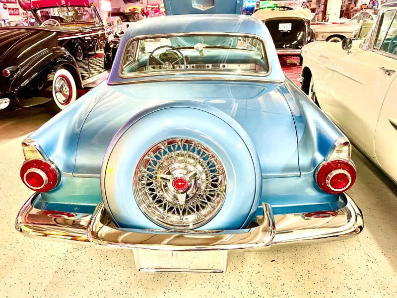 1956 Ford Thunderbird