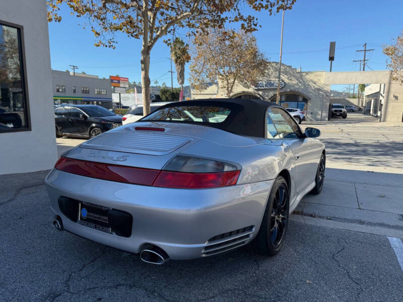 2004 Porsche 911 Carrera 4S