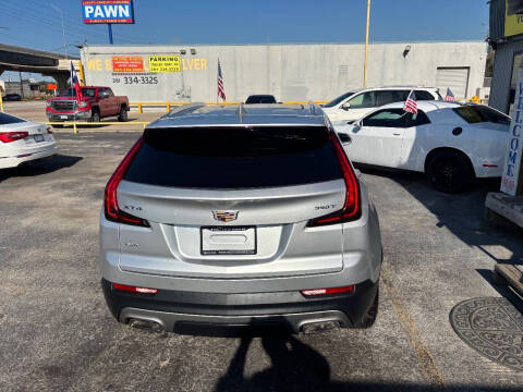 2020 Cadillac XT4 Premium Luxury