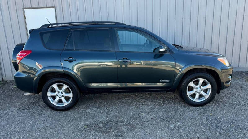 Used 2010 Toyota RAV4 Limited with VIN 2T3DK4DV2AW026458 for sale in La Crescent, Minnesota