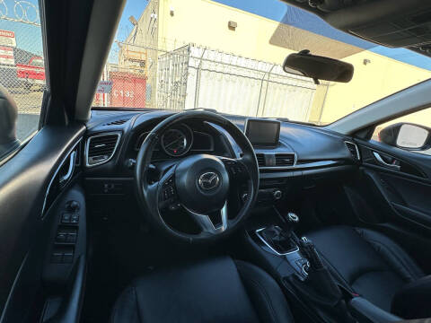 2015 Mazda MAZDA3 i Grand Touring