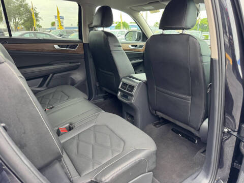 2024 Volkswagen Atlas SE