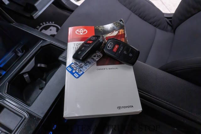 2022 Toyota Tundra SR