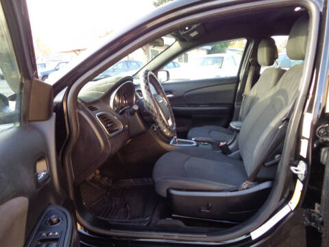 2013 Chrysler 200 Touring