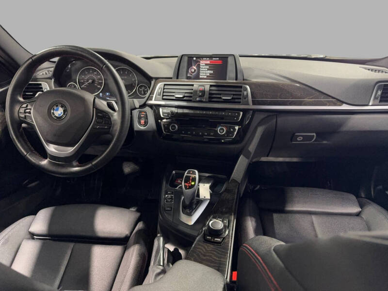 2017 BMW 3 Series 330i