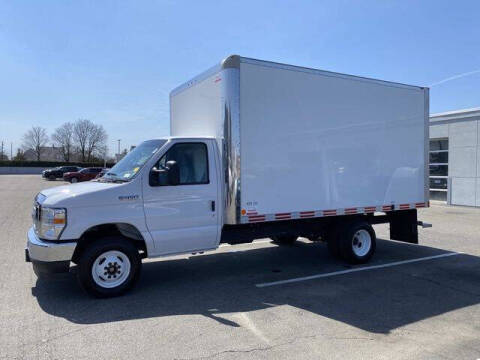 2024 Ford E-Series
