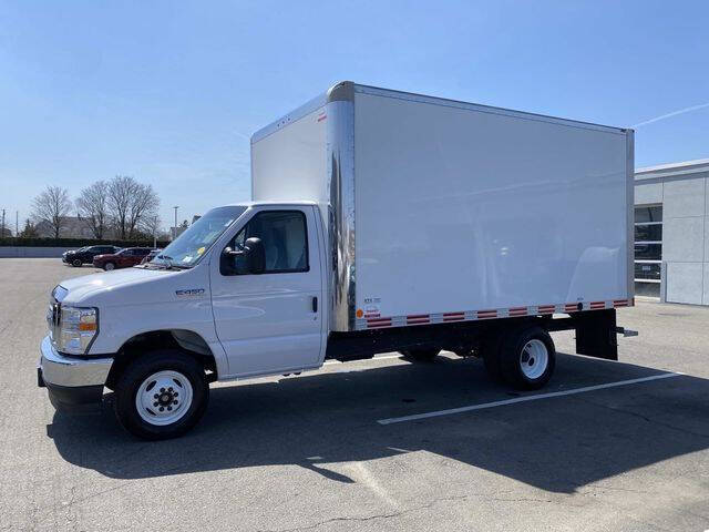 2024 Ford E-Series
