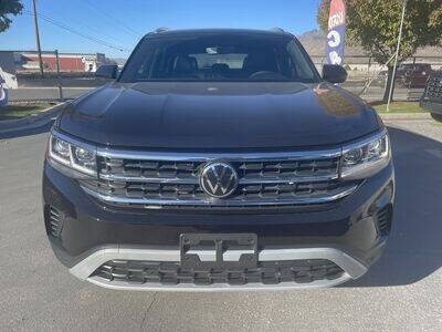 2023 Volkswagen Atlas Cross Sport SE 4Motion