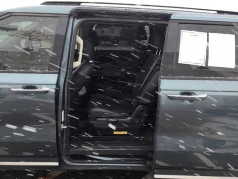 2024 Kia Carnival SX