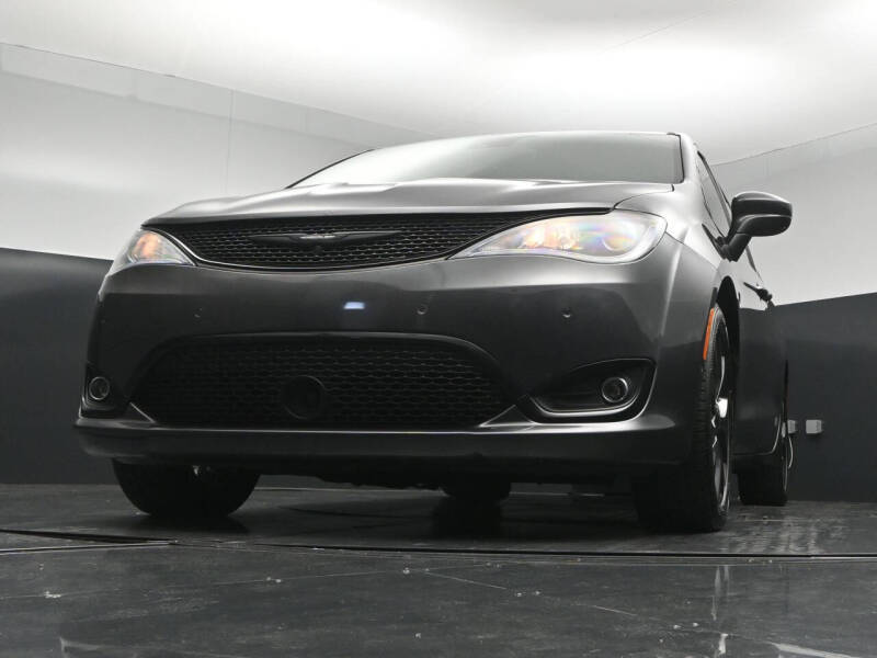 2019 Chrysler Pacifica Touring L Plus