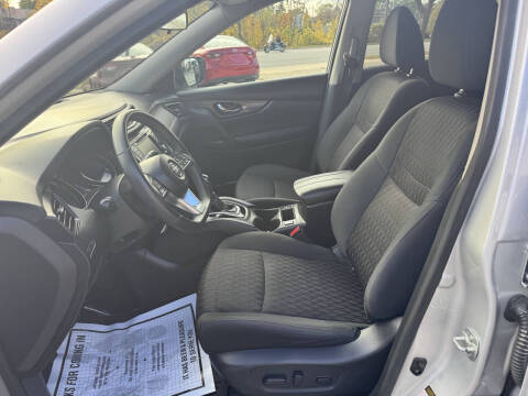 2018 Nissan Rogue SV