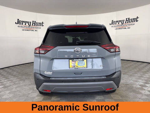 2021 Nissan Rogue SL