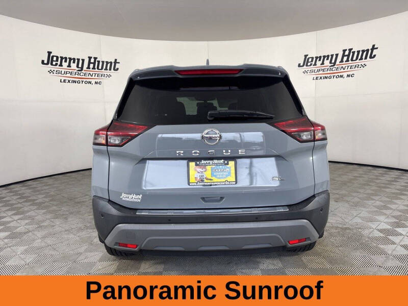 2021 Nissan Rogue SL