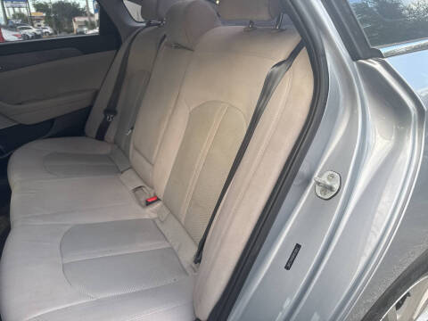 2017 Hyundai Sonata SE